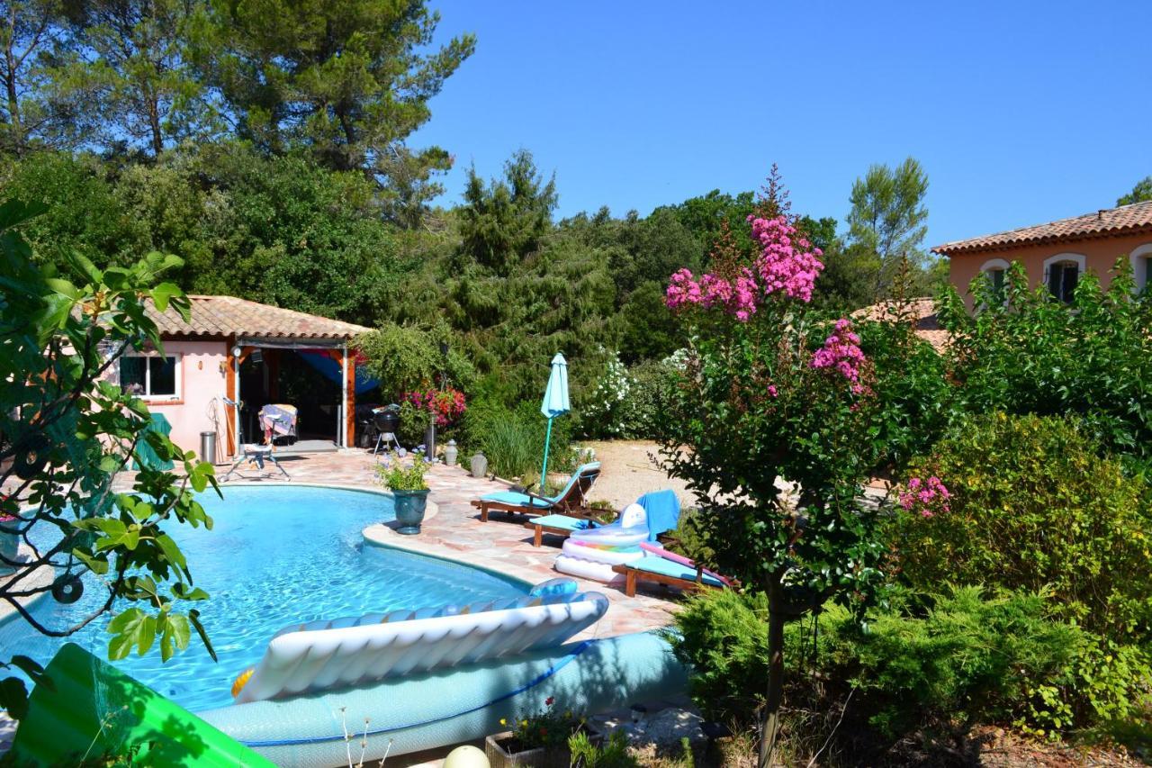 Suite 30 M2 Ideale Pour 2 Personnes Flassans-sur-Issole Buitenkant foto