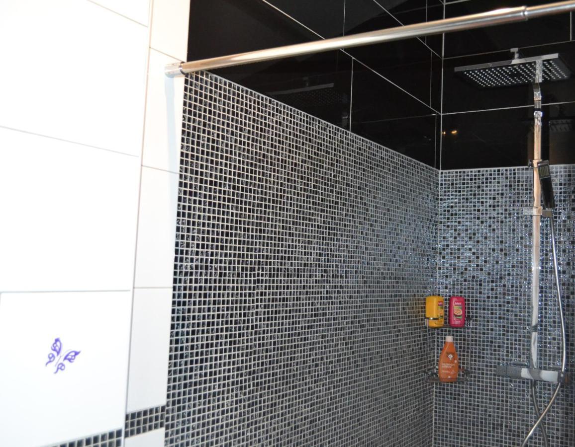 Suite 30 M2 Ideale Pour 2 Personnes Flassans-sur-Issole Buitenkant foto