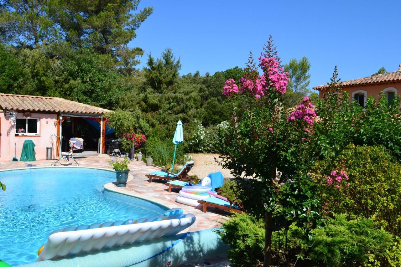 Suite 30 M2 Ideale Pour 2 Personnes Flassans-sur-Issole Buitenkant foto