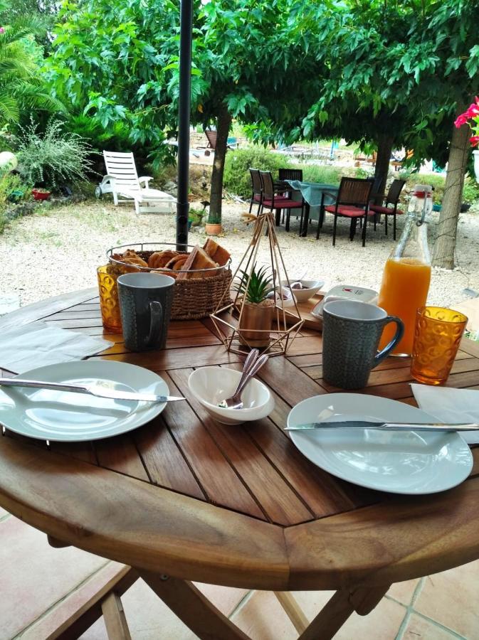Suite 30 M2 Ideale Pour 2 Personnes Flassans-sur-Issole Buitenkant foto