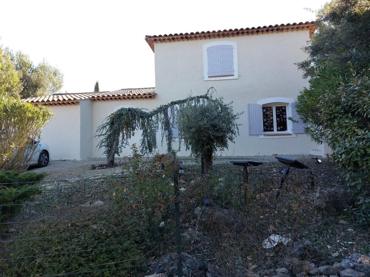 Suite 30 M2 Ideale Pour 2 Personnes Flassans-sur-Issole Buitenkant foto