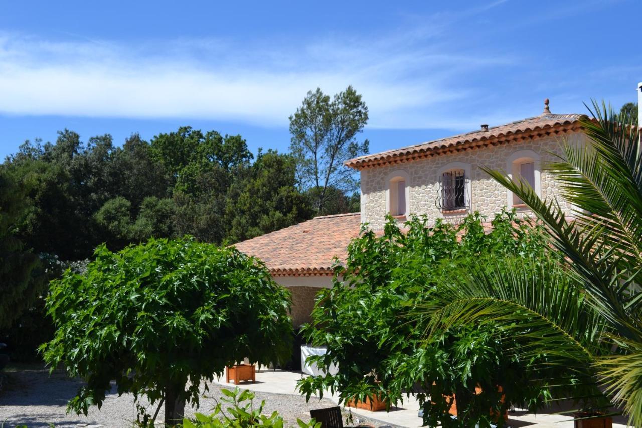 Suite 30 M2 Ideale Pour 2 Personnes Flassans-sur-Issole Buitenkant foto